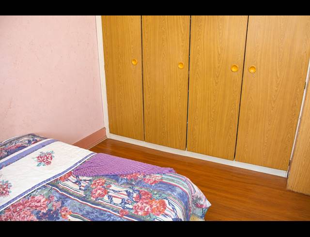 4 BEDROOM FREEHOLD FOR SALE IN STRUISBULT